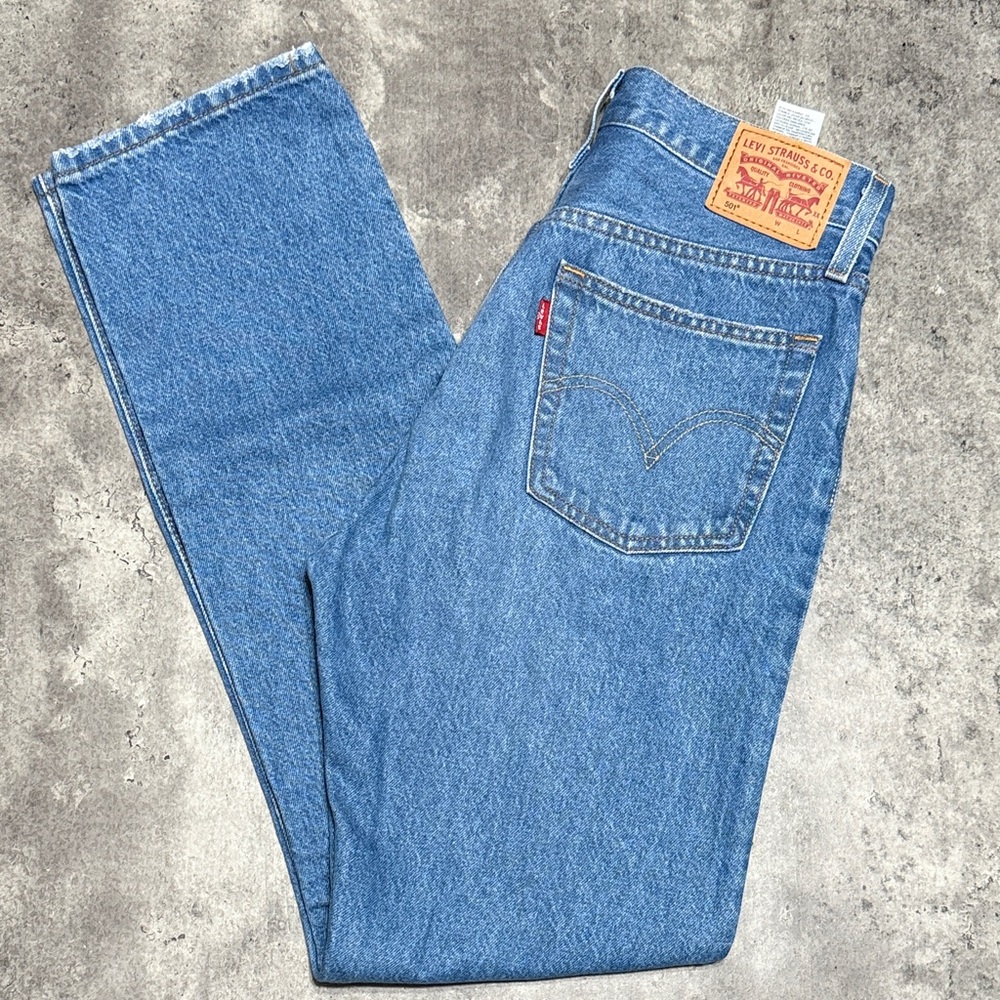 Levi's Women’s 501 straight leg